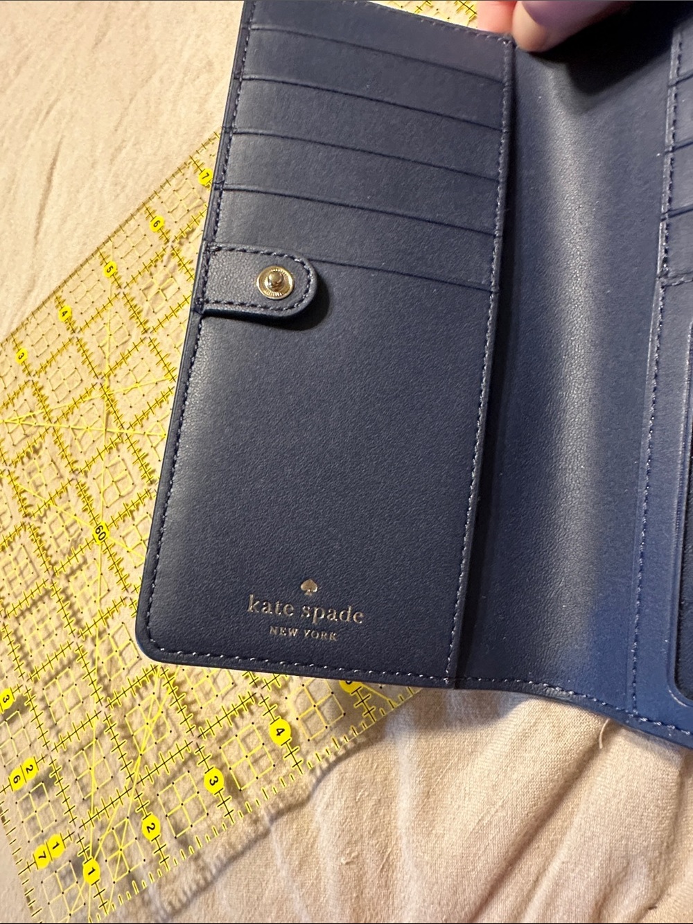 kate spade White and Blue Floral Wallet - Picture 5 of 9